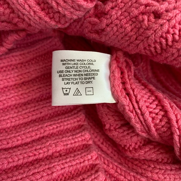 Vintage Pink Knitted Sweater - Picture 13 of 15